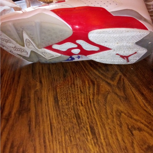 Air Jordan’s 17 - Picture 3 of 3